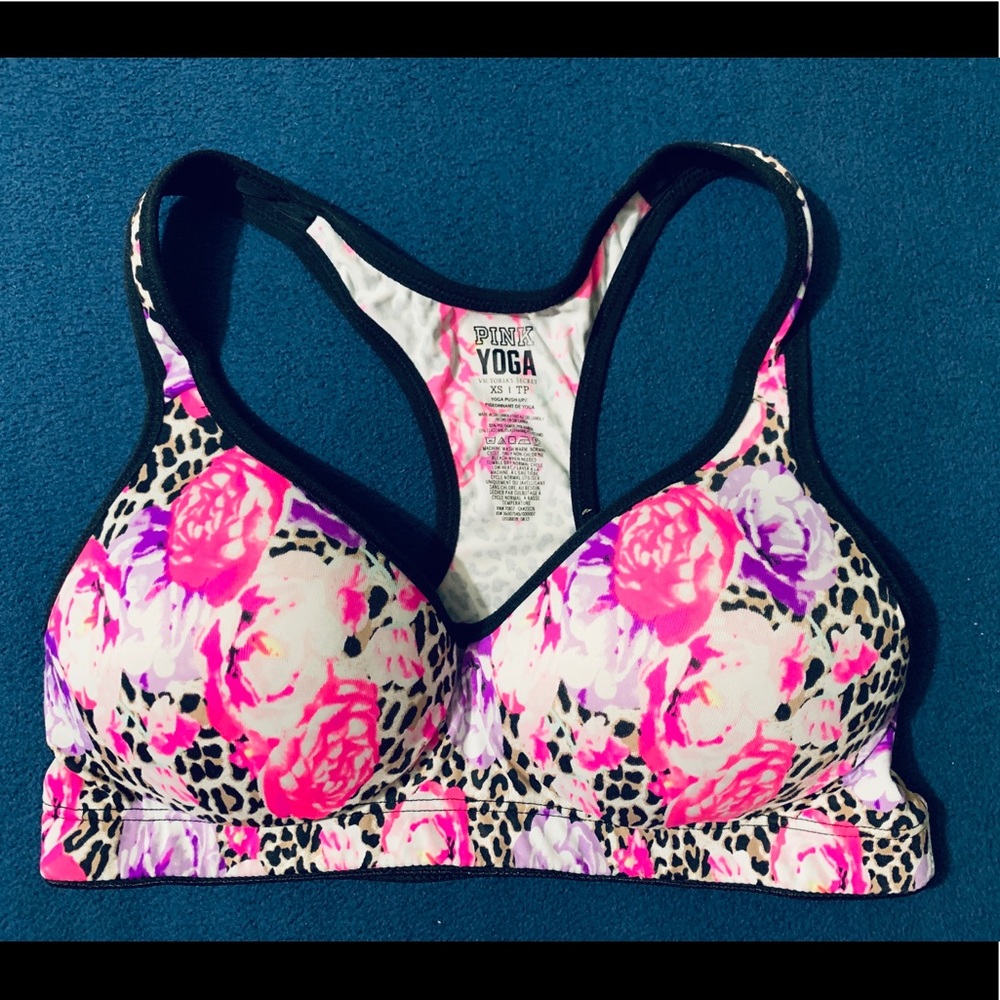Sports bra